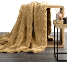 Deka Caro žltá 150x200 cm – hrejivá prešívaná deka na posteľ alebo gauč