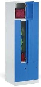 Kovová šatníková skrinka Z, 4 oddiely, 1850 x 600 x 500 mm, demont, zámok s čítačkou RFID kariet, laminované dvere, orech