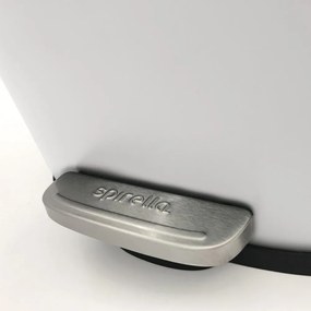 Matne biely nášľapný oceľový odpadkový kôš 50 l Akira – Spirella