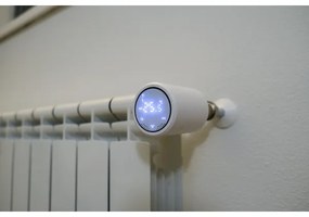 Immax NEO 07732C-SADA 4x Termostatická hlavica+ BRIDGE PRO v3 2xAA/3V Wi-Fi Tuya