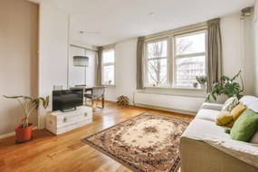 Koberec Agnella Isfahan Dafne svetlobéžový