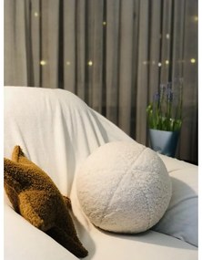 Krémový detský pohovkový vankúš z textílie buklé Ball – Wigiwama