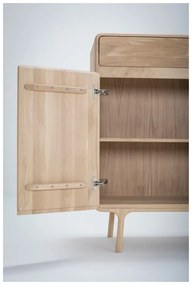 Komoda z masívneho dubového dreva so zásuvkou Gazzda Fawn