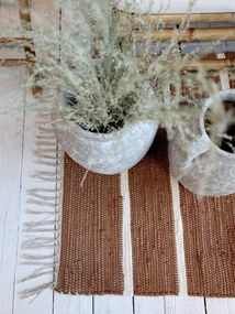 Hnedý bavlnený koberec so pruhmi a strapcami Rag walnut - 70*160 cm