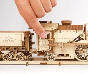 Ugears - 3D drevenené mechanické puzzle V-Express parná lokomotíva s tendrom