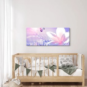 Obraz - Motýľ prilietajúci na kvet (120x50 cm)