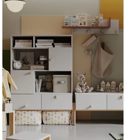 Svetlosivý/v prírodnej farbe nástenný detský vešiak Cube - Pinio