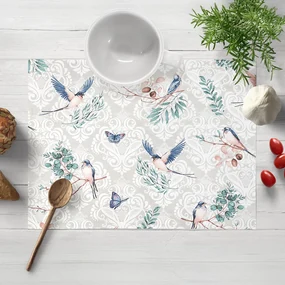 Biante Bavlnené prestieranie na stôl Sandra SA-471 Lastovičky s motýlikmi na svetlo sivom ornamente 30x40 cm