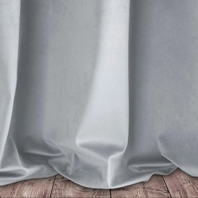 ZATEMŇOVACÍ ZÁVES NA KRÚŽKOCH PIERRE 140X250 CM STRIEBORNÁ
