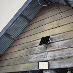 Solárny stmievateľný LED reflektor LED/200W/3,2V IP65 10000 mAh čierny + diaľkové ovládanie