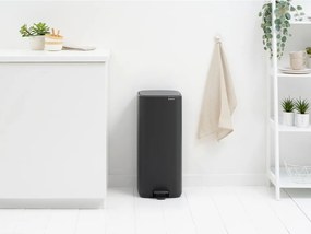 Tmavosivý pedálový oceľový odpadkový kôš 30 l Bo – Brabantia