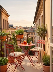 Oceľová záhradná jedálenská súprava v terakotovej farbe pre 2 Austin – Bizzotto