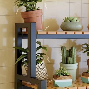 Kovový stojan na rastliny 3-poschodová polica na kvety v loft štýle 95 cm