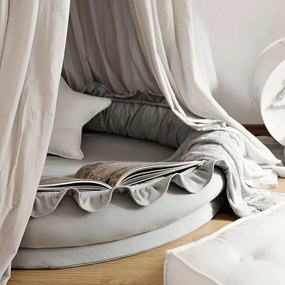 Hniezdo pre deti s volánom šedá