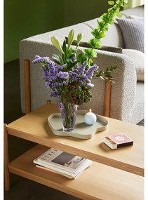 Fialová sklenená ručne vyrobená váza (výška 18 cm) Bloom – Hübsch