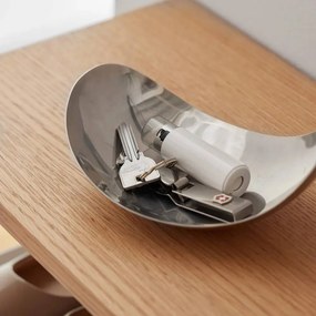 Biely kovový stojan na topánky 90,5x87x26 cm Tower – YAMAZAKI