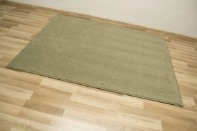Metrážny koberec Eternity Speciaal 154 olivovo zelený