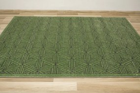 Koberec Teno F0336 fľaškovo zelený, geometrický / trojuholníky