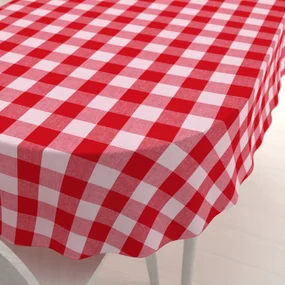 Biante Bavlnený oválny obrus Olivia OL-016 Červeno-biela kocka veľká 140x220 cm
