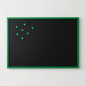 Toptabule.sk  Čierna magnetická tabuľa v zelenom drevenom ráme COLOR 50x50 cm