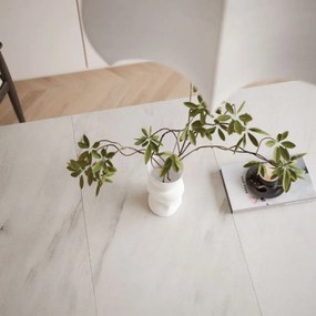 ROZKLADACÍ JEDÁLENSKÝ STÔL DANILO MRAMOR LEVANTO + BIELE NOHY 140 / 195 cm