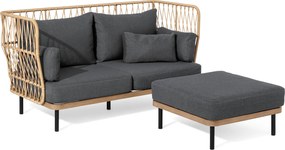 Pohodlná záhradná pohovka s vysokým operadlom