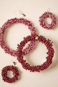 Ib Laursen Korálkový venček Wooden Beads Red Ø 22 cm