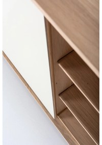 Nízka komoda z dubového dreva v bielo-prírodnej farbe 118x100 cm Fina – Gazzda