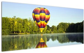 Obraz teplovzdušného balóna na jazere (120x50 cm)