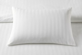 INTERMEDIC SK Vankúš 50x70 cm – biely pruhovaný, 100% bavlna, antialergická výplň duté vlákno