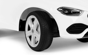 MULTISTORE Auto Mercedes C CLASS s volantom biela