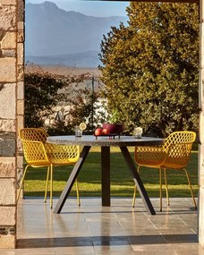 Moderná záhradná stolička QUINN z polypropylénu - žltá