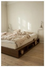 Hnedá dvojlôžková posteľ z borovicového dreva s roštom 180x200 cm Ziggy – Karup Design