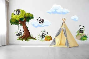 Nálepka na stenu pre deti veselé pandy na strome 150 x 300 cm