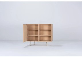 Nízka komoda z dubového dreva v bielo-prírodnej farbe 118x100 cm Fina – Gazzda