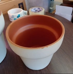 Kvetináč MAYA krémový 885391 - drobné poškodenie