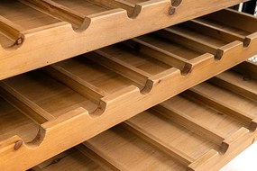 Dizajnová vitrína na víno Winebar 127 cm jedľa