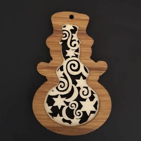 AMADEA Drevená ozdoba z masívu s vkladom - snehuliak s ornamentom 8 cm
