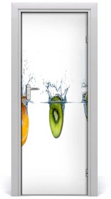 Fototapeta na dvere samolepiace ovocie pod vodou 85x205 cm