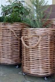 Súprava 3ks hnedých košov French Basket Nature s kolieskami – Ø 70*60 cm
