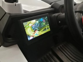 Ramiz Detská bugina SuperStar biela + MP4 + pohon 4x4 + diaľkové ovládanie + batožinový priestor + LED + zámok dverí