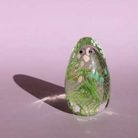 Studio Arhoj Skleněná figurka Crystal Blob Egg Green Dynamic