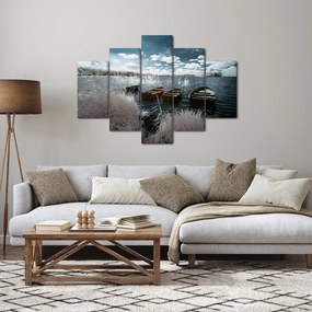 Obraz - Drevené loďky na jazere (150x105 cm)