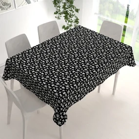 Biante Detský bavlnený obdĺžnikový obrus Sandra SA-104 Biele pirátske lebky na čiernom 120x140 cm