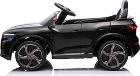 Ramiz Audi SQ8 vozidlo Čierna