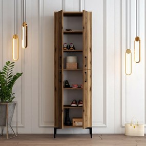 Berlínska skriňa z orechového dreva