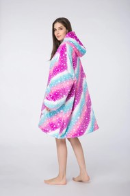 Baránková mikinová deka s rukávmi a kapucňou AURORA farebná