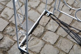 Oblúk na ruže Mel s bránkou - Biela antik