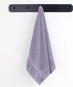 Svetlofialový uterák DecoKing Marina, 50 × 100 cm