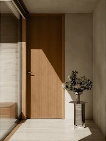 Váza z nehrdzavejúcej ocele v striebornej farbe (výška 21 cm) Miyabi – Blomus